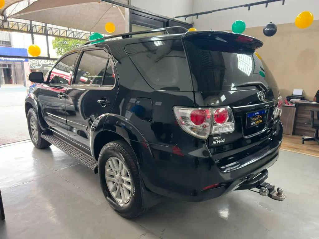 TOYOTA Hilux Caminhonete - Foto