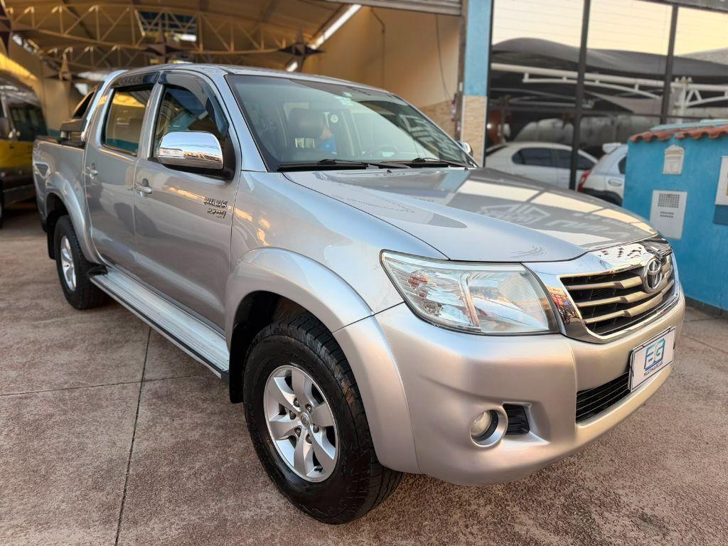 TOYOTA Hilux Caminhonete - Foto