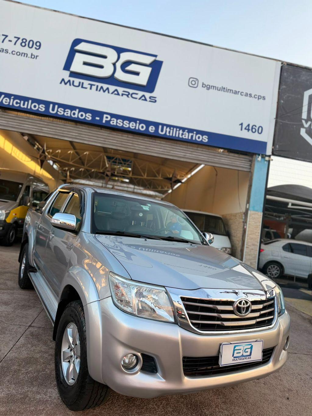 TOYOTA Hilux Caminhonete - Foto