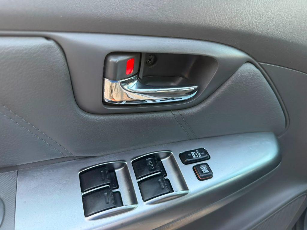 TOYOTA Hilux Caminhonete - Foto