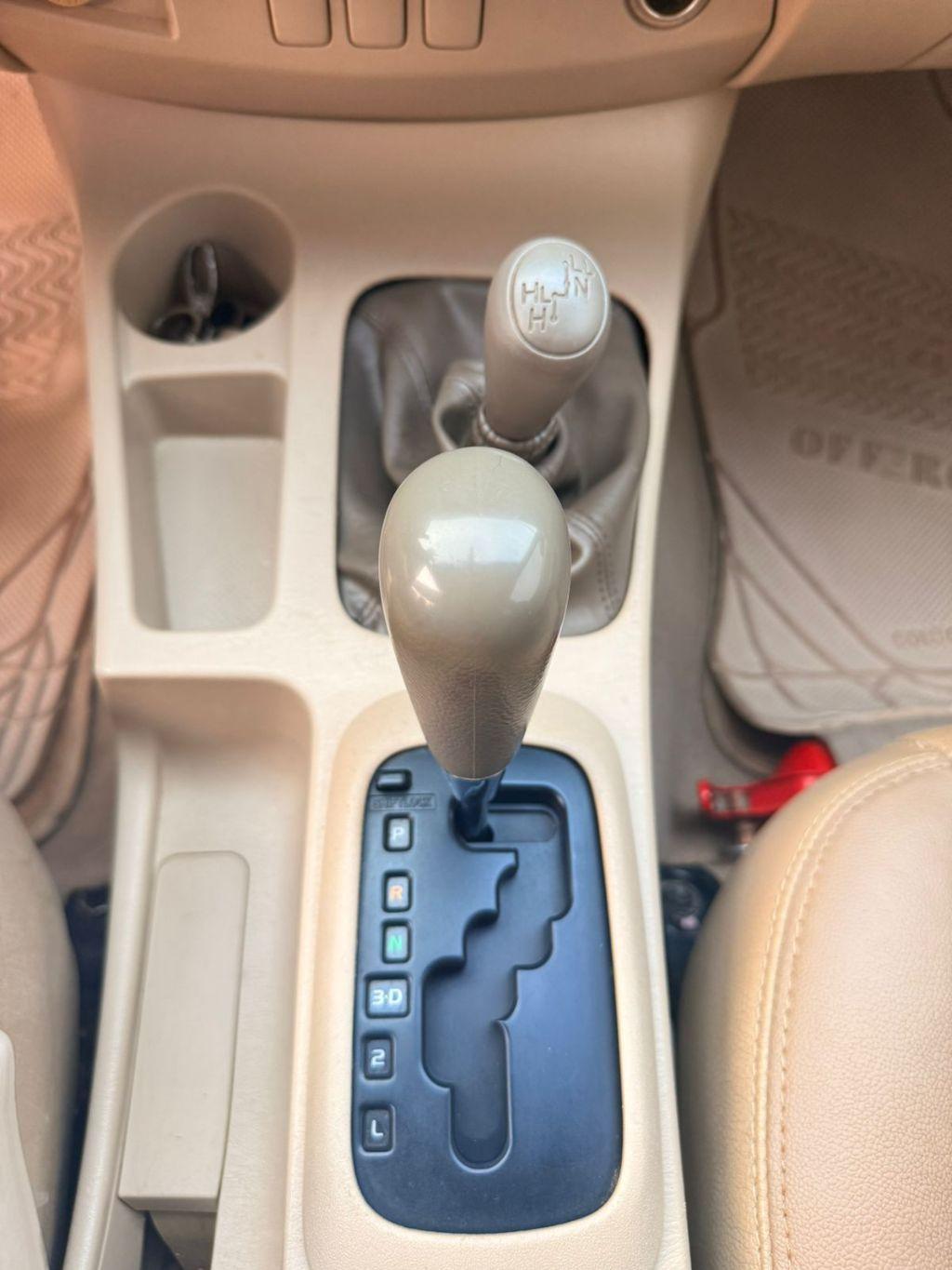 TOYOTA Hilux SW4 - Foto