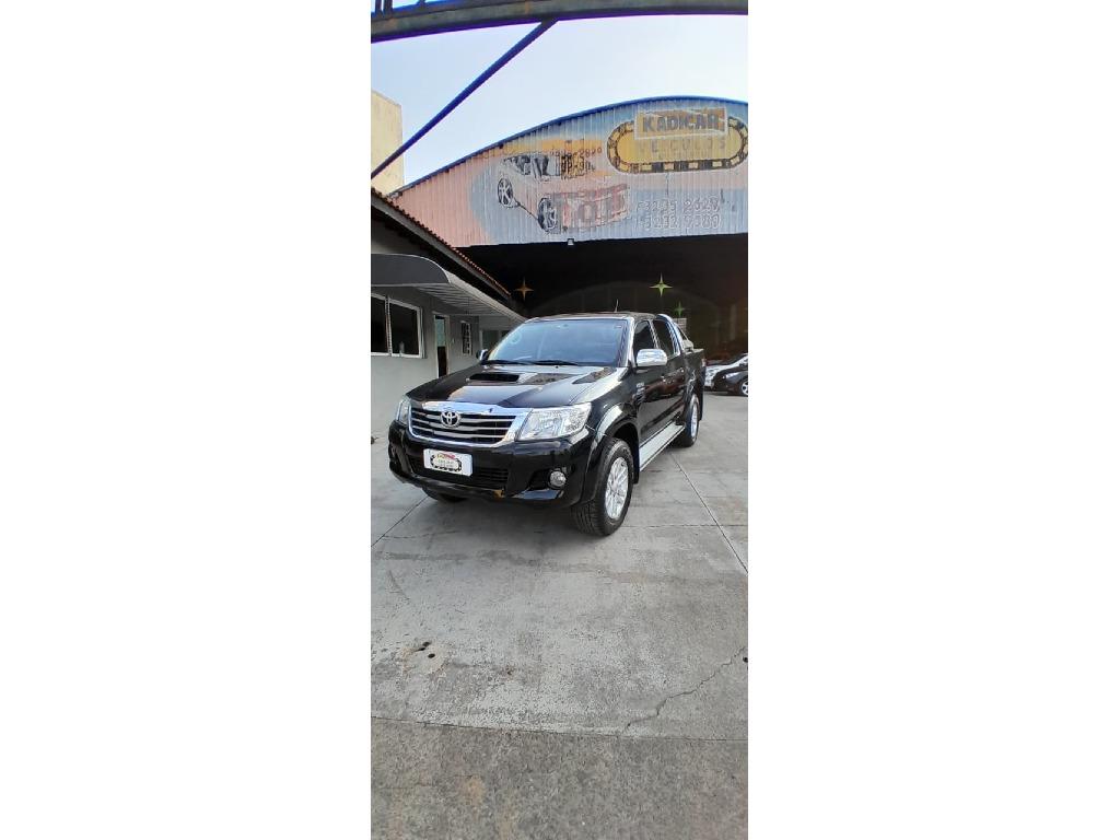 TOYOTA Hilux SW4