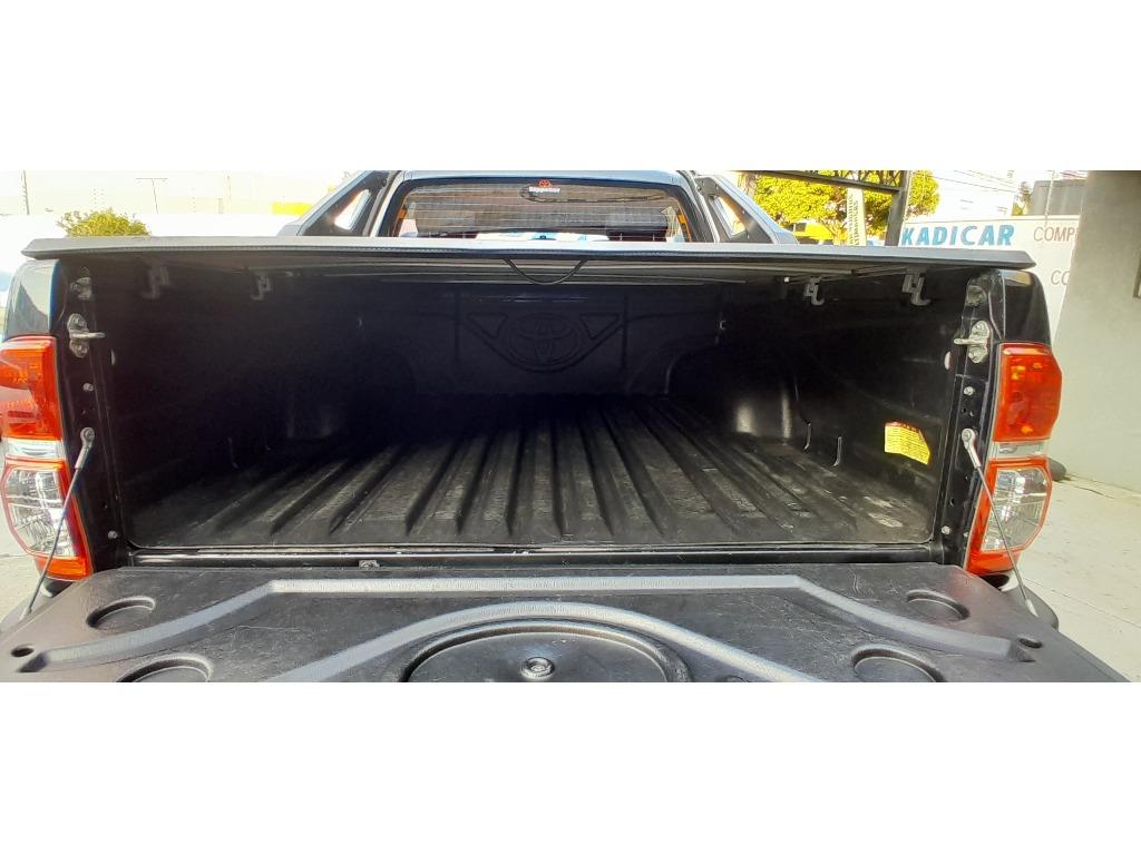 TOYOTA Hilux SW4 - Foto