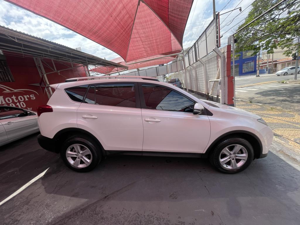 TOYOTA RAV 4 - Foto