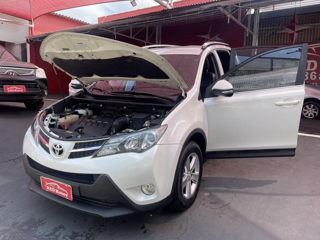 TOYOTA RAV 4 - Foto