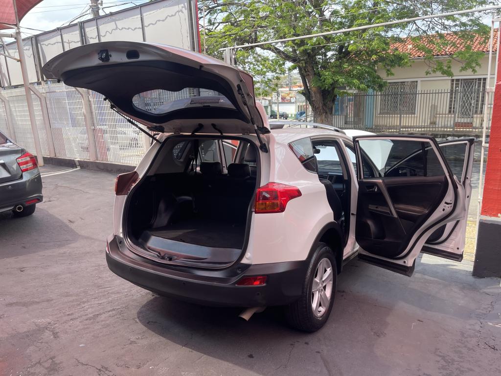 TOYOTA RAV 4 - Foto