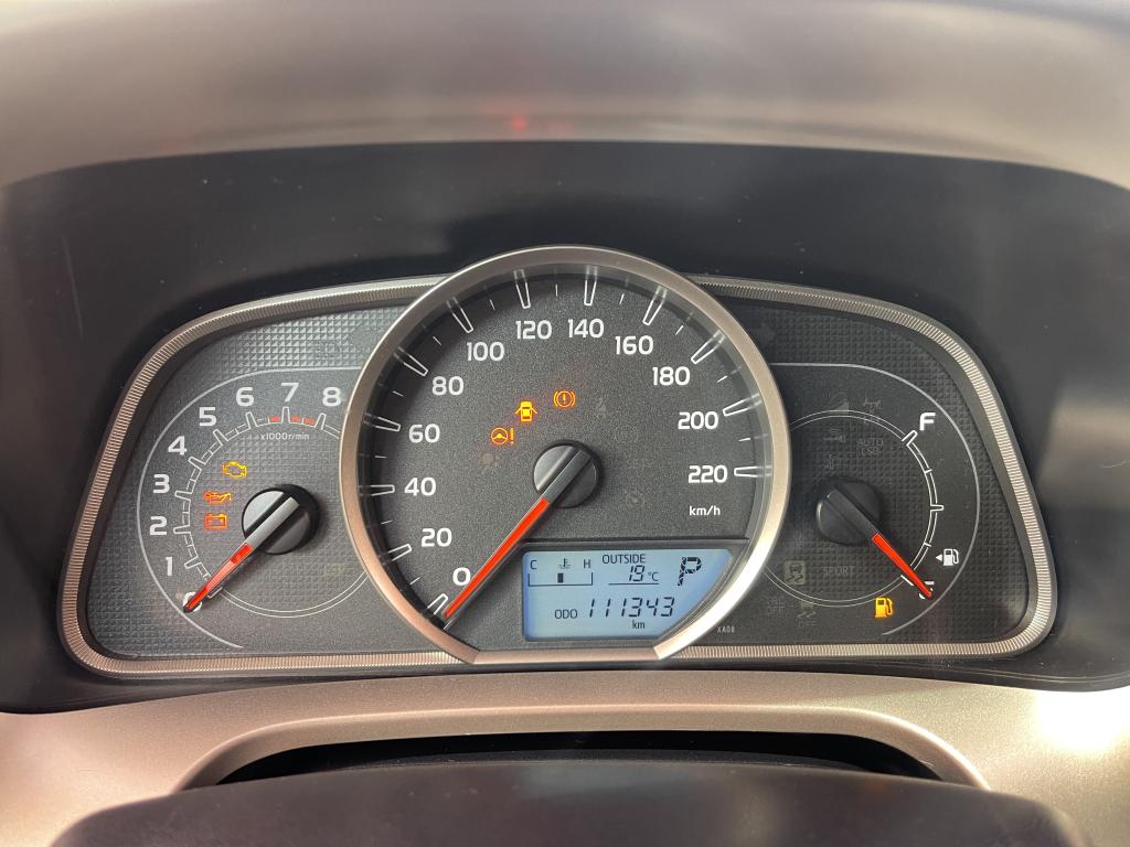 TOYOTA RAV 4 - Foto