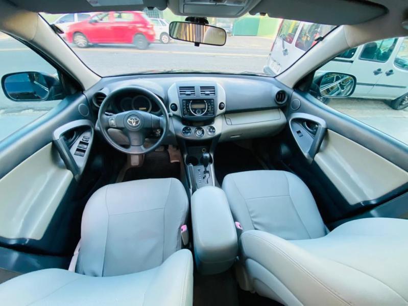 TOYOTA RAV 4 - Foto