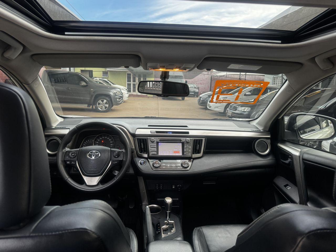 TOYOTA RAV 4 - Foto