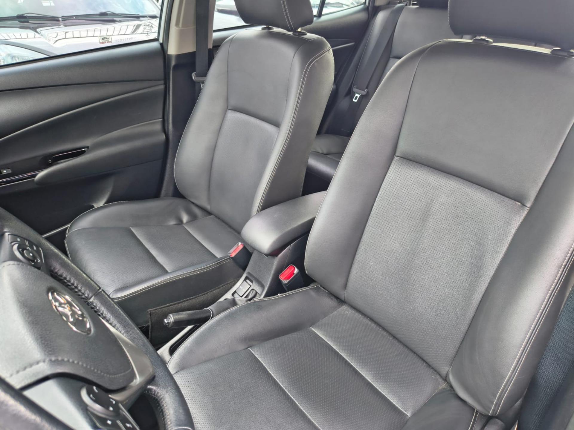 TOYOTA Yaris Hatch - Foto