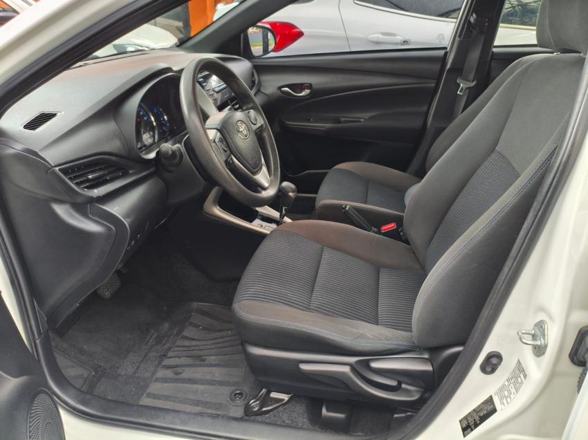 TOYOTA Yaris Hatch - Foto