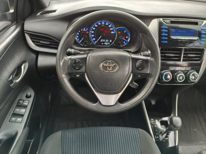 TOYOTA Yaris Hatch - Foto