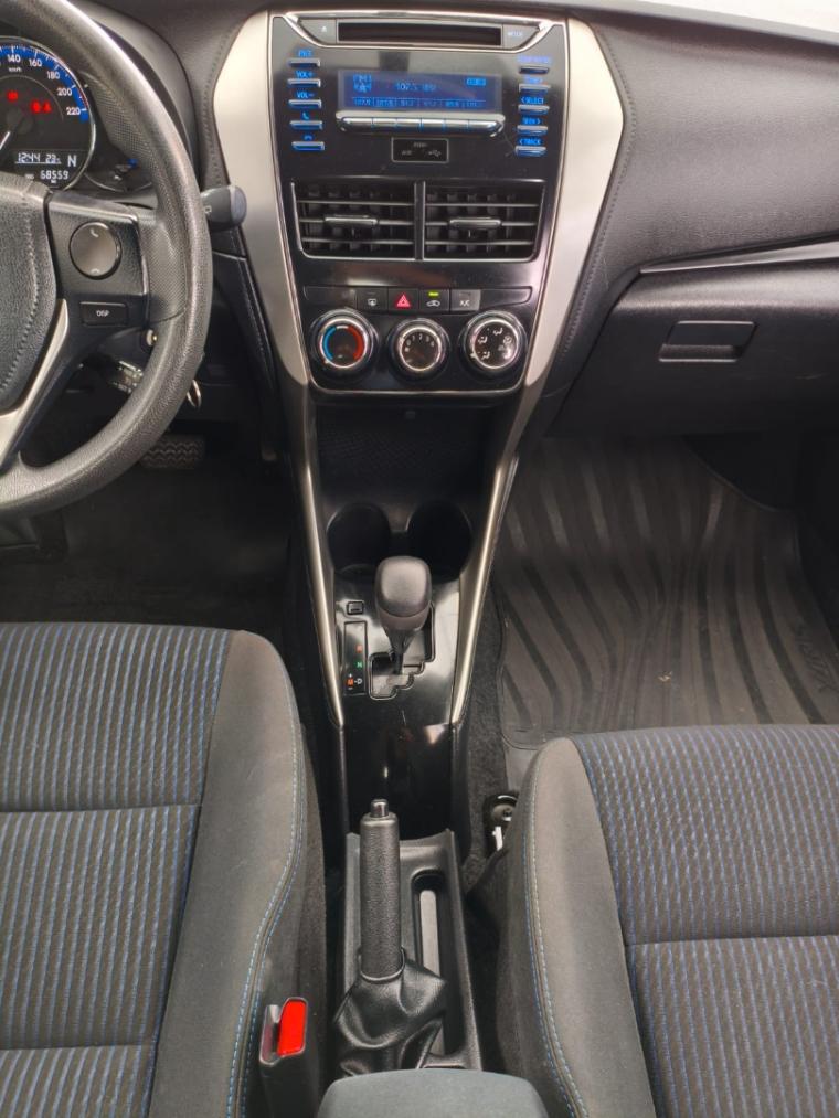 TOYOTA Yaris Hatch - Foto