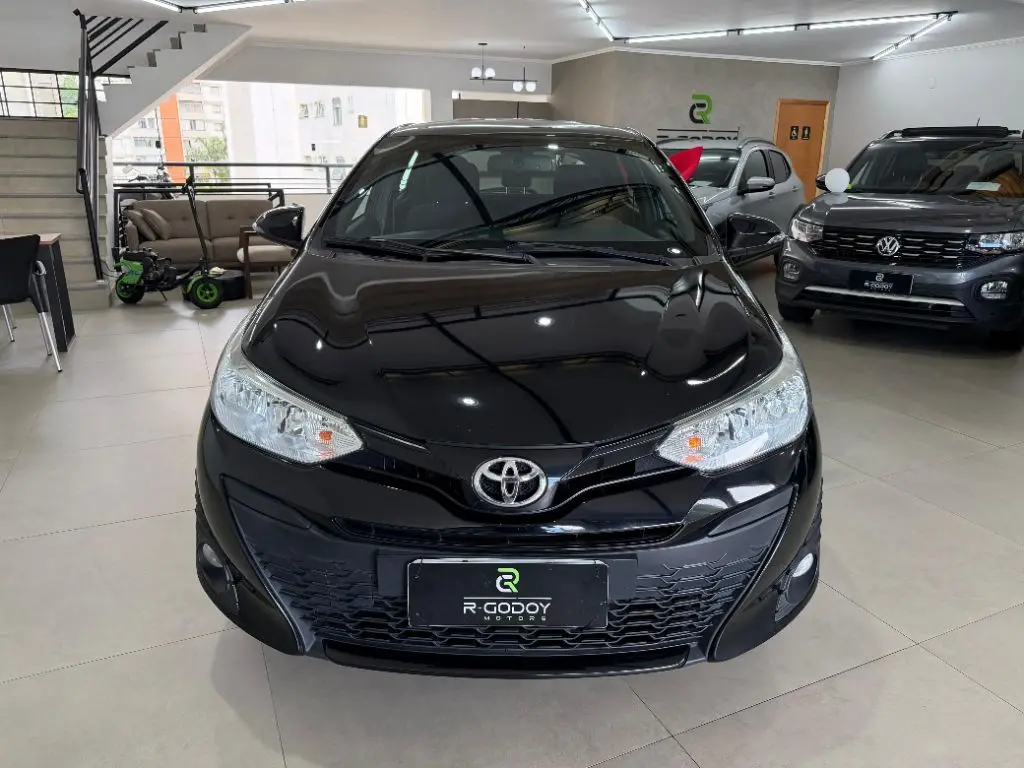 TOYOTA Yaris Hatch - Foto