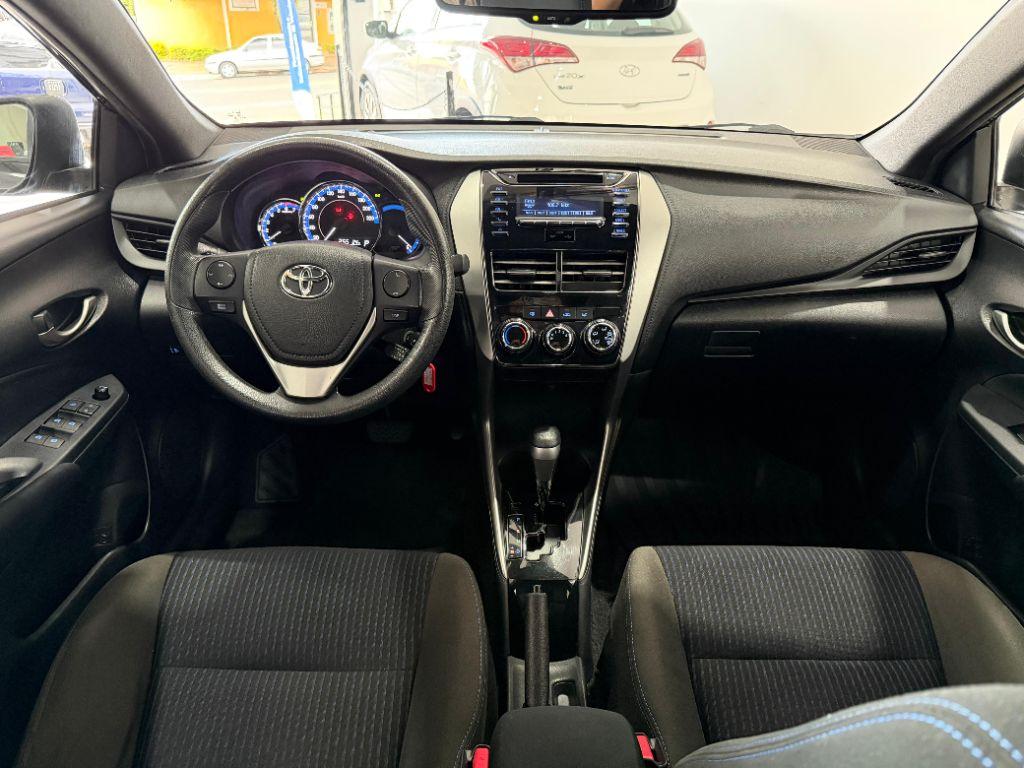 TOYOTA Yaris Hatch - Foto