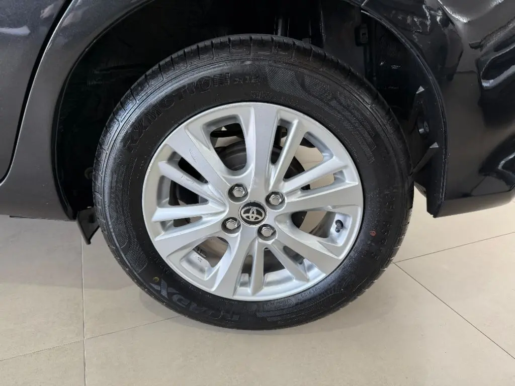 TOYOTA Yaris Hatch - Foto