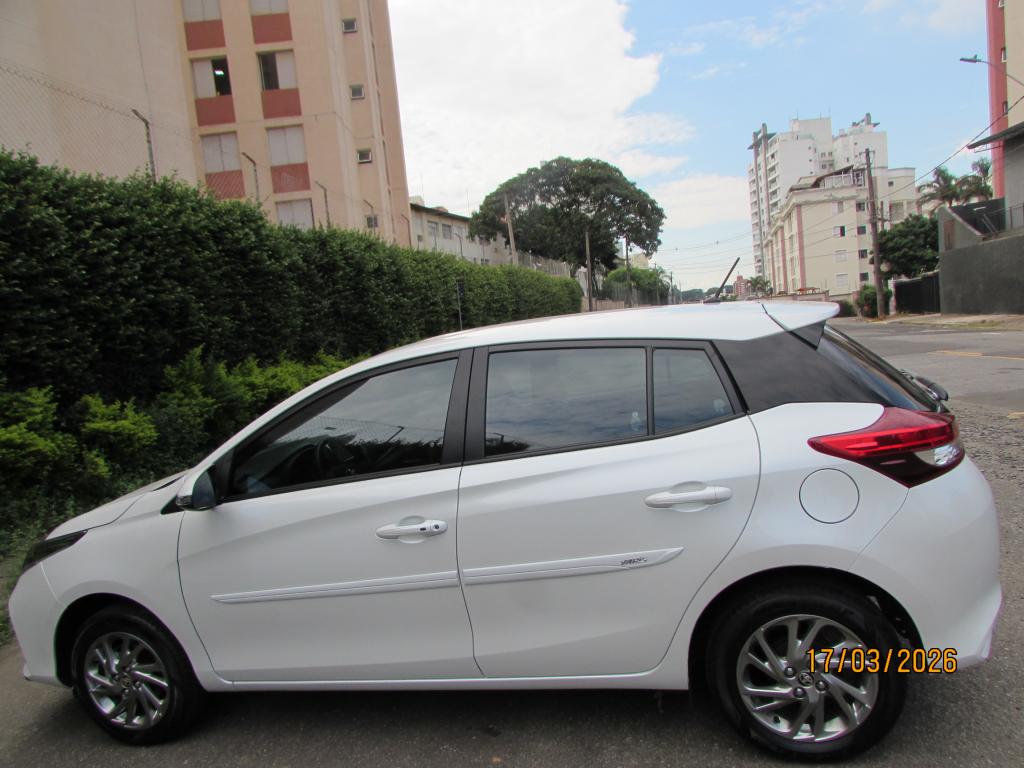 TOYOTA Yaris Hatch - Foto