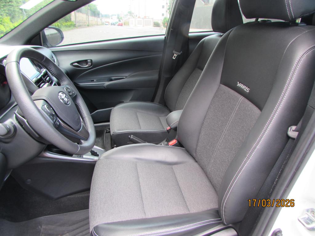 TOYOTA Yaris Hatch - Foto