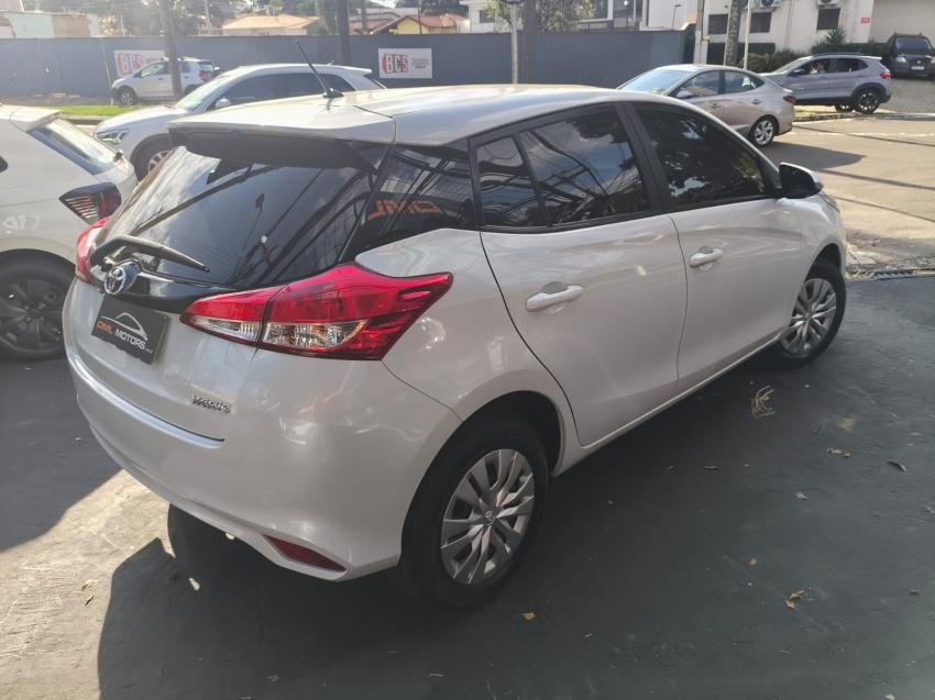 TOYOTA Yaris Hatch - Foto