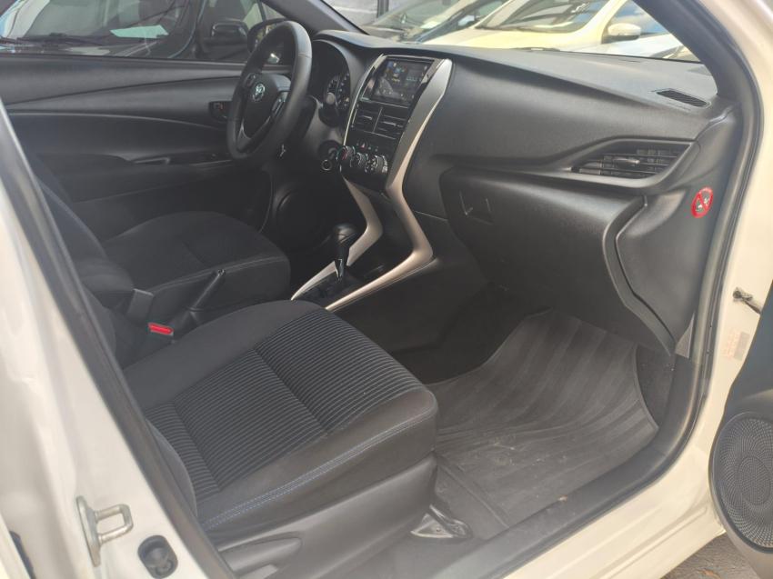 TOYOTA Yaris Hatch - Foto