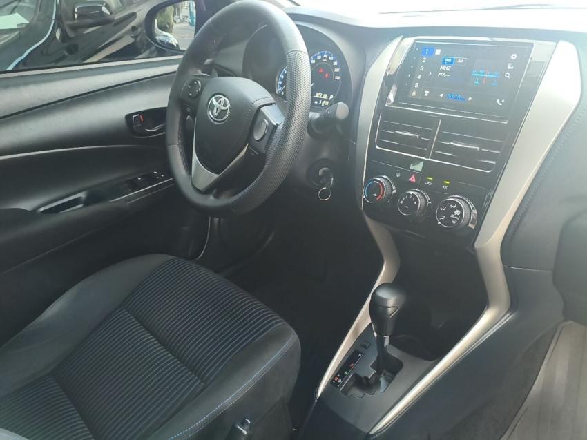 TOYOTA Yaris Hatch - Foto