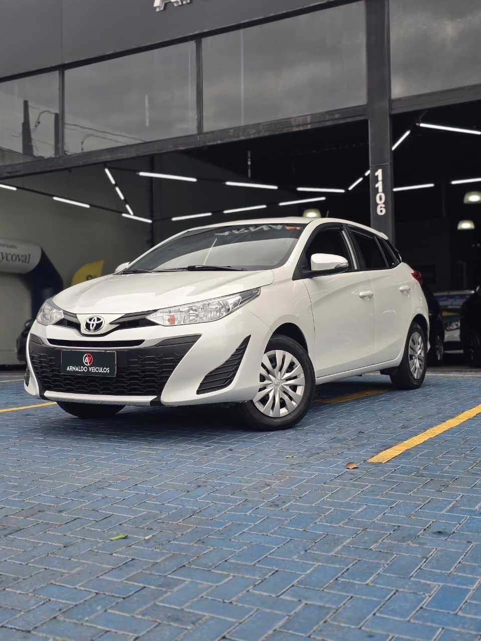 TOYOTA Yaris Hatch