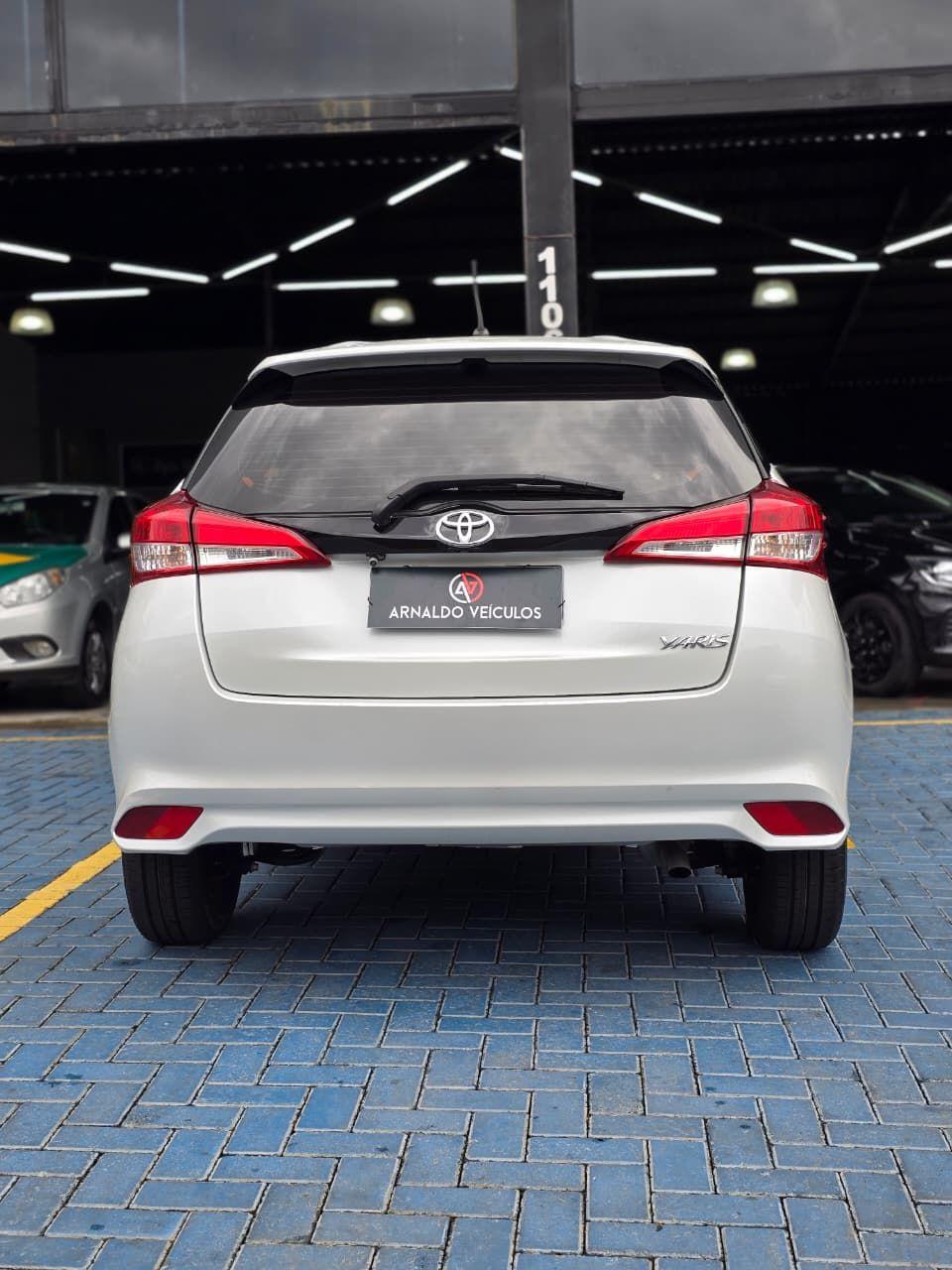 TOYOTA Yaris Hatch - Foto
