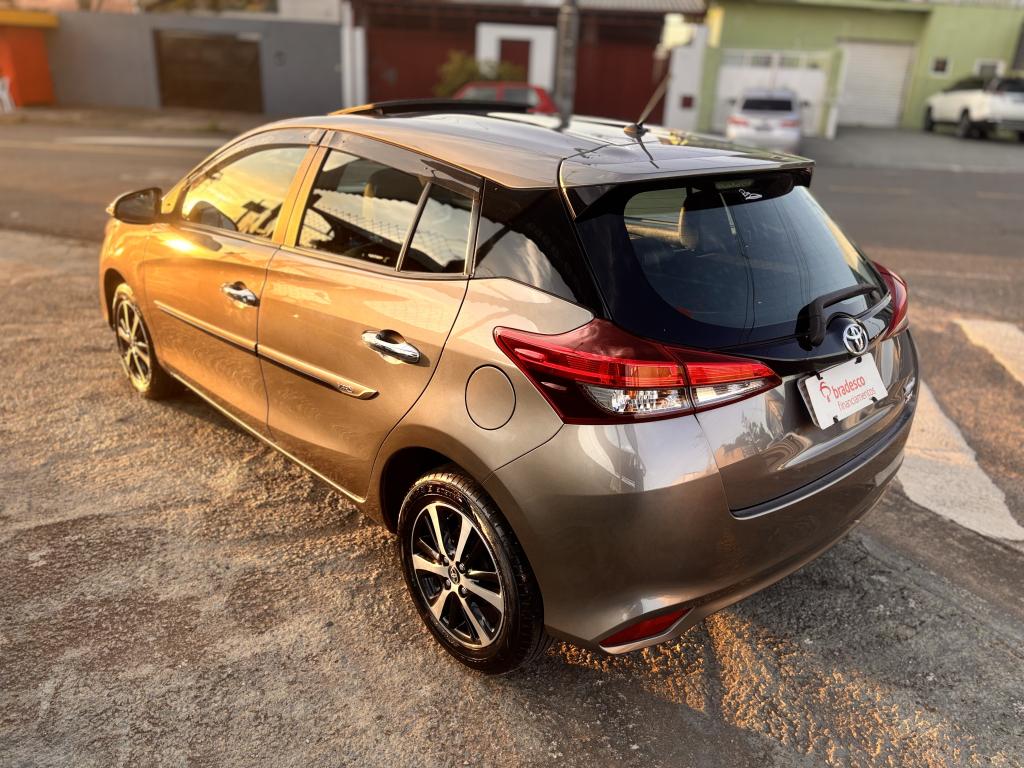 TOYOTA Yaris Hatch - Foto