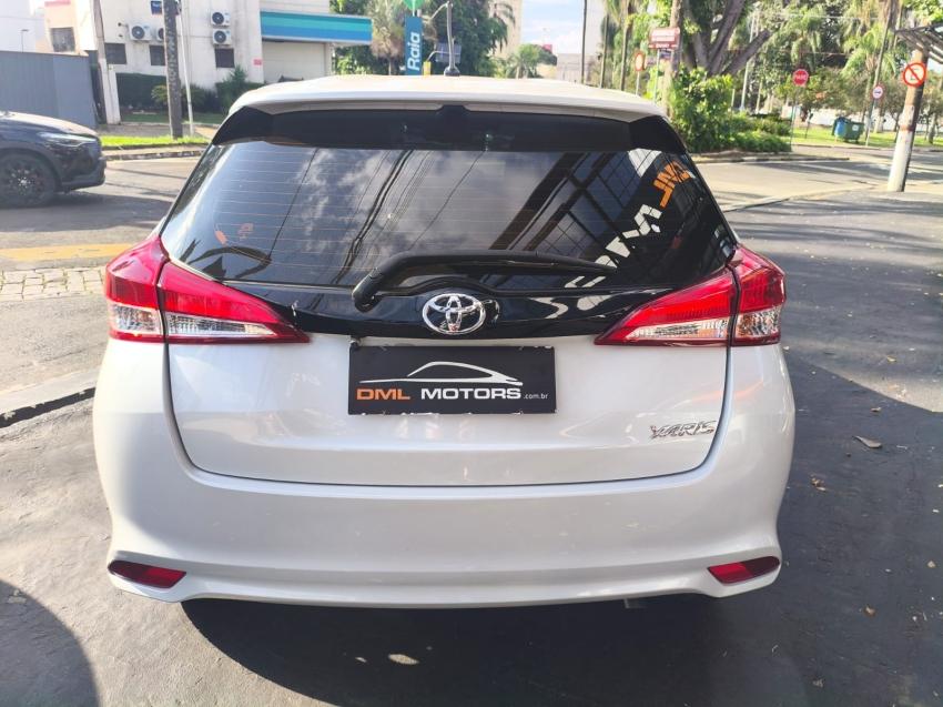 TOYOTA Yaris Hatch - Foto