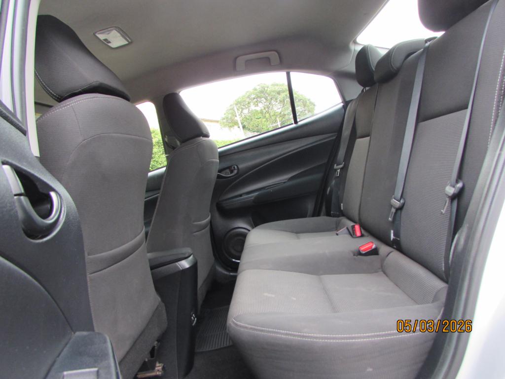 TOYOTA Yaris Sedan - Foto