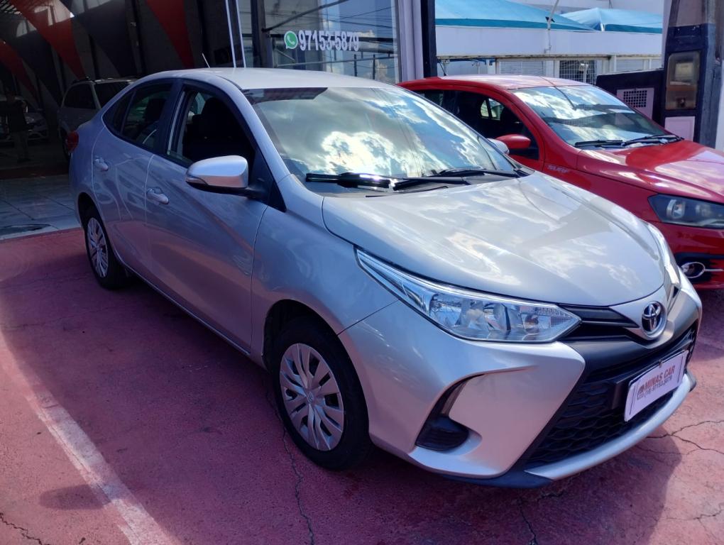 TOYOTA Yaris Sedan