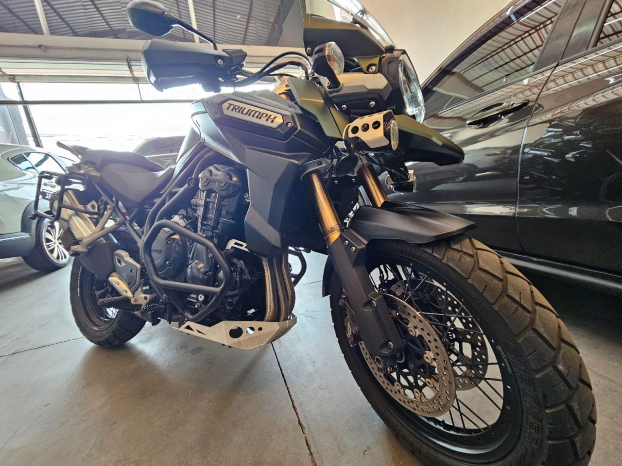 TRIUMPH Tiger 1200 - Foto