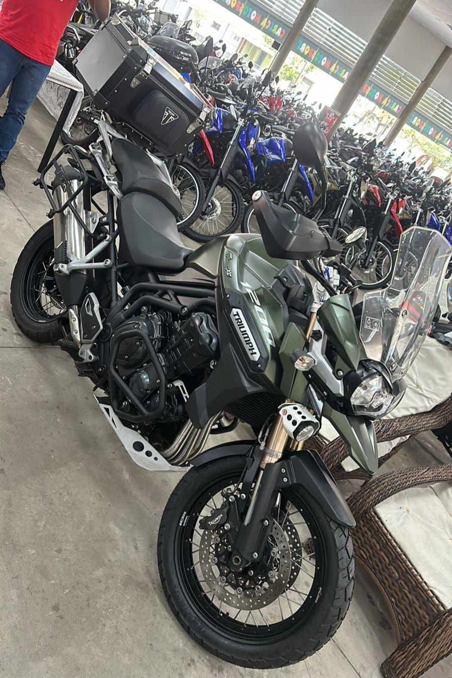 TRIUMPH Tiger 1200 - Foto