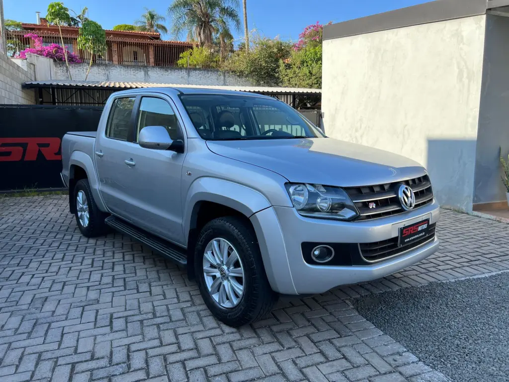 VOLKSWAGEN Amarok - Foto