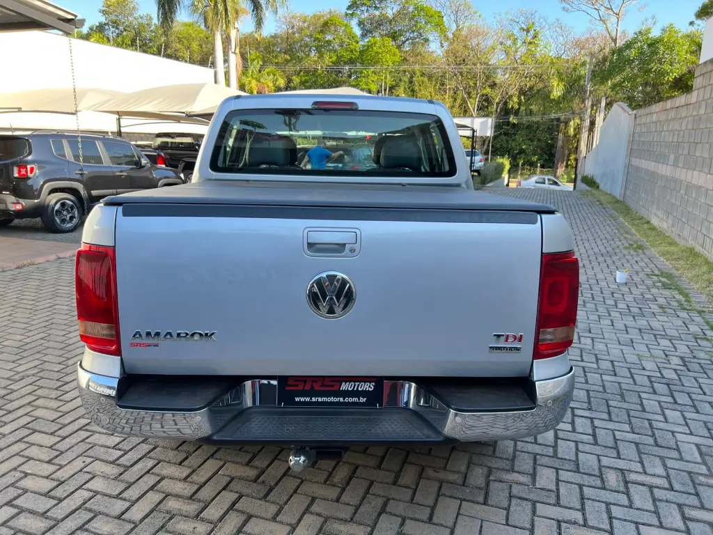 VOLKSWAGEN Amarok - Foto