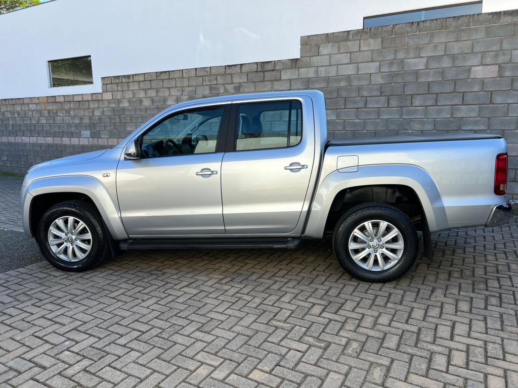 VOLKSWAGEN Amarok - Foto