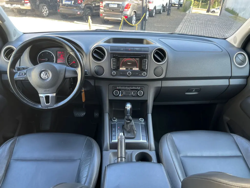 VOLKSWAGEN Amarok - Foto