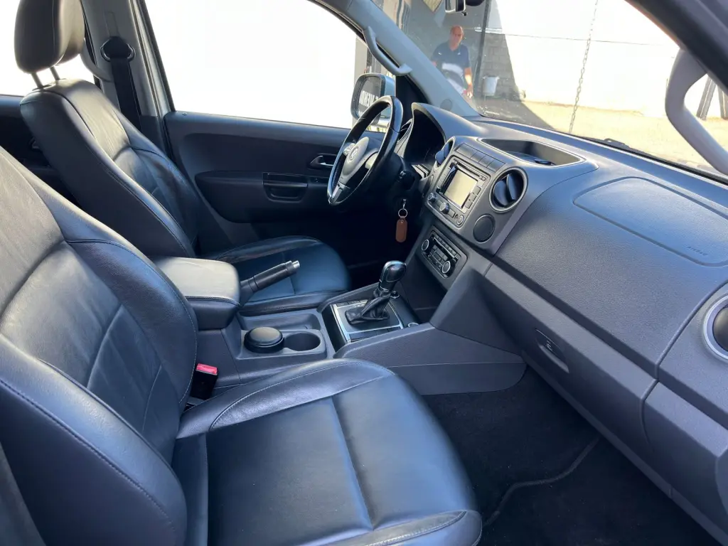VOLKSWAGEN Amarok - Foto