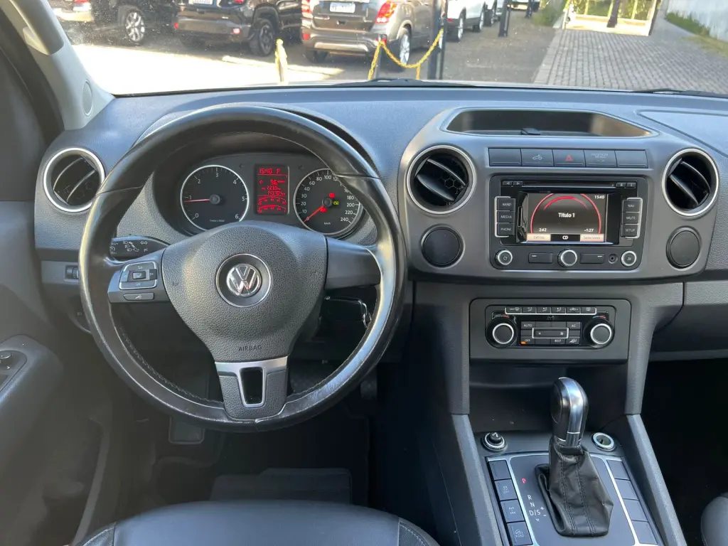 VOLKSWAGEN Amarok - Foto