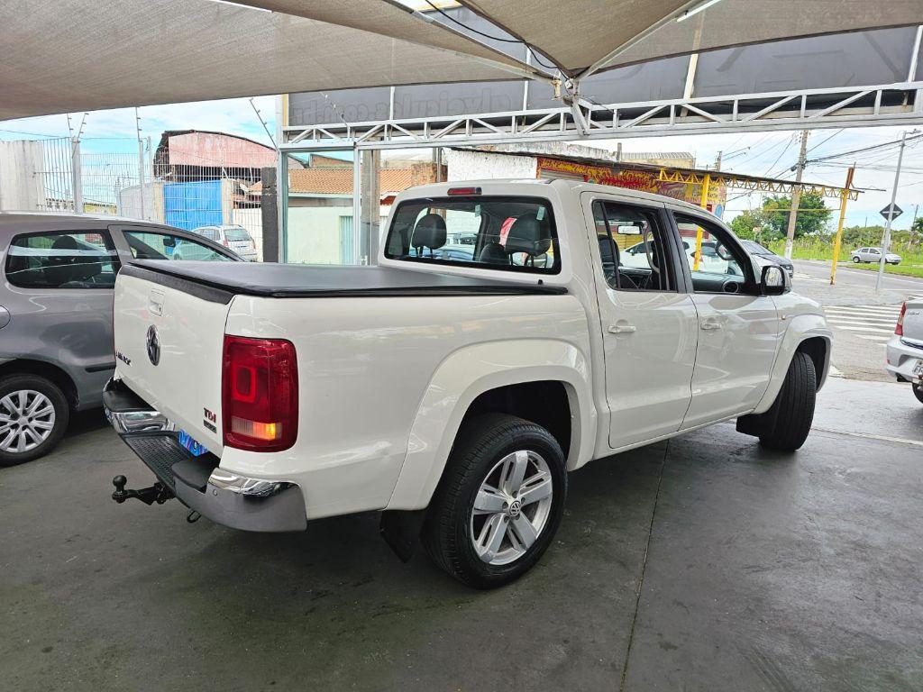 VOLKSWAGEN Amarok - Foto