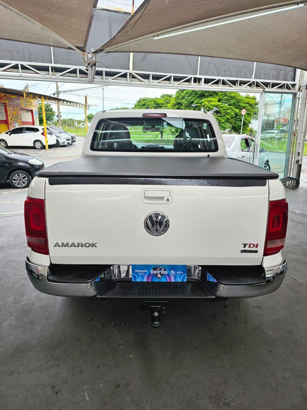 VOLKSWAGEN Amarok - Foto