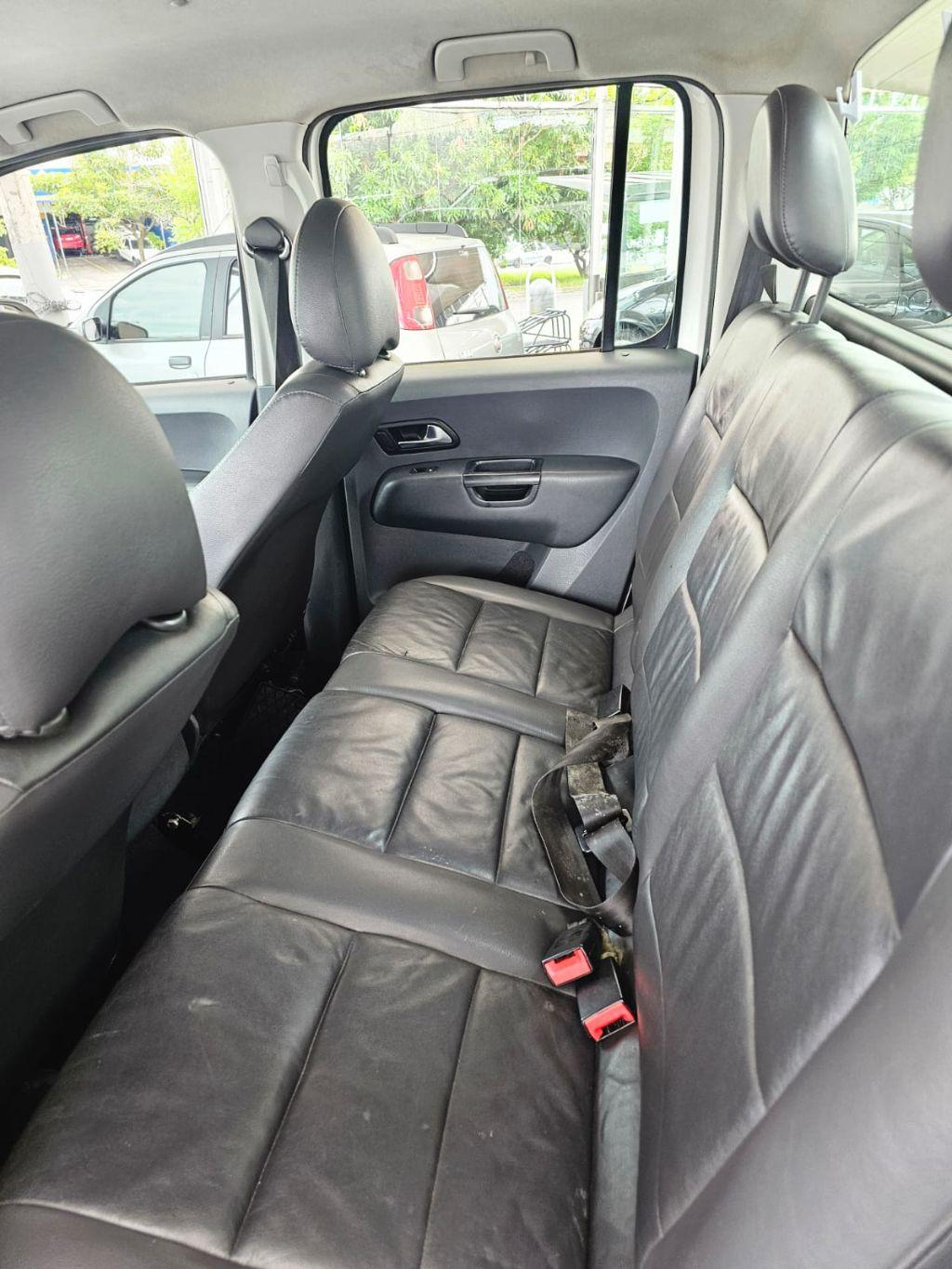 VOLKSWAGEN Amarok - Foto