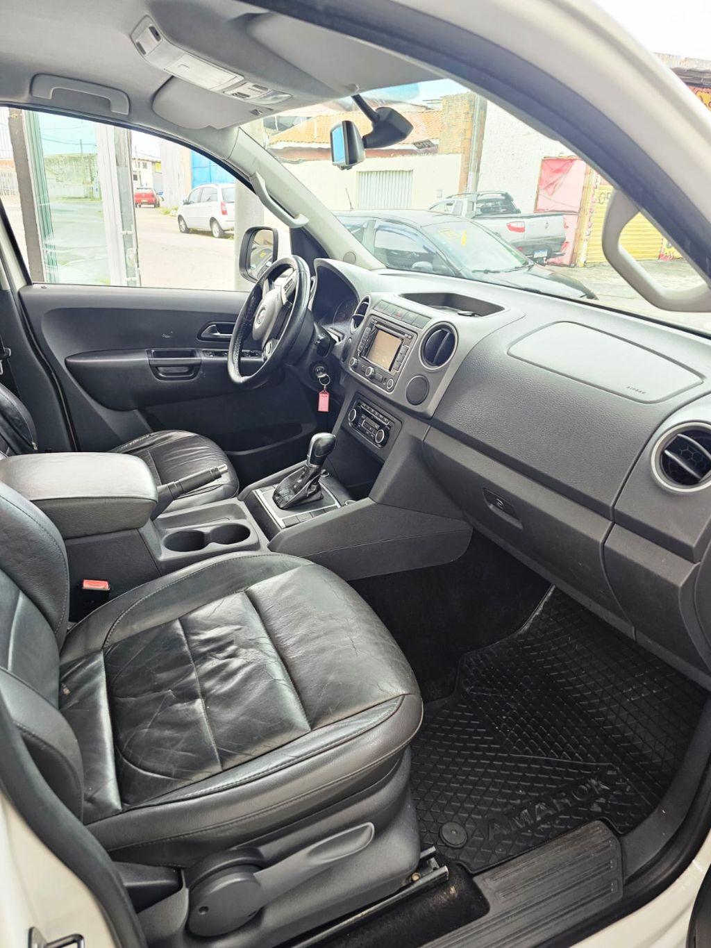VOLKSWAGEN Amarok - Foto