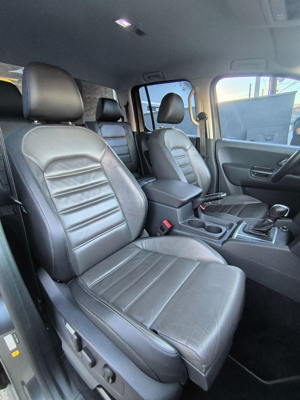 VOLKSWAGEN Amarok - Foto