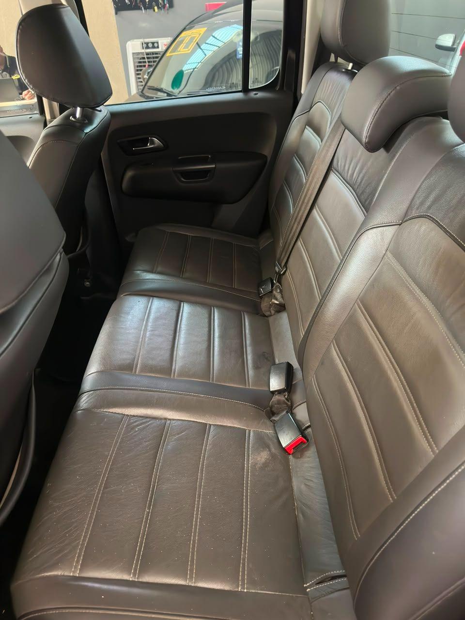 VOLKSWAGEN Amarok - Foto