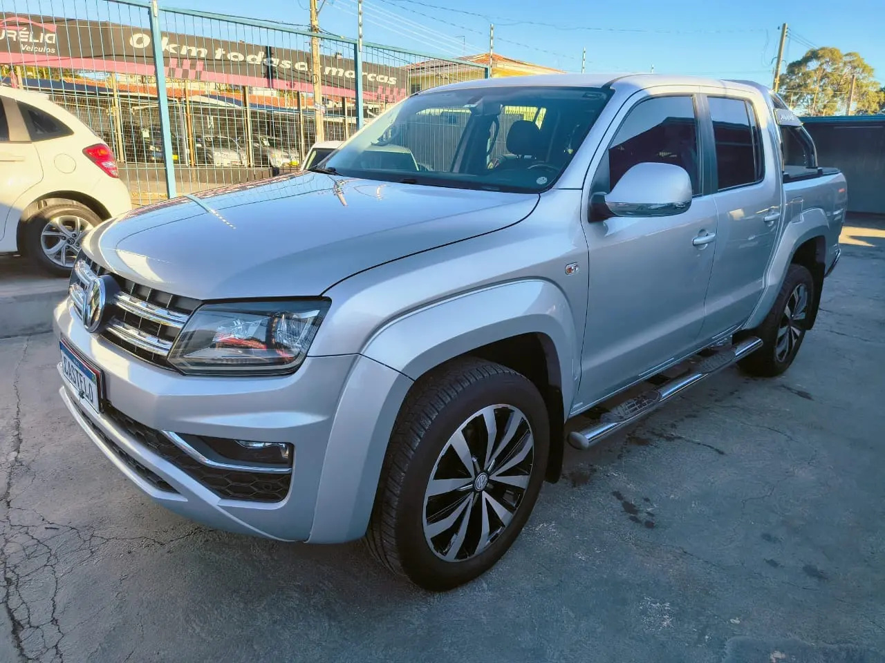 VOLKSWAGEN Amarok - Foto