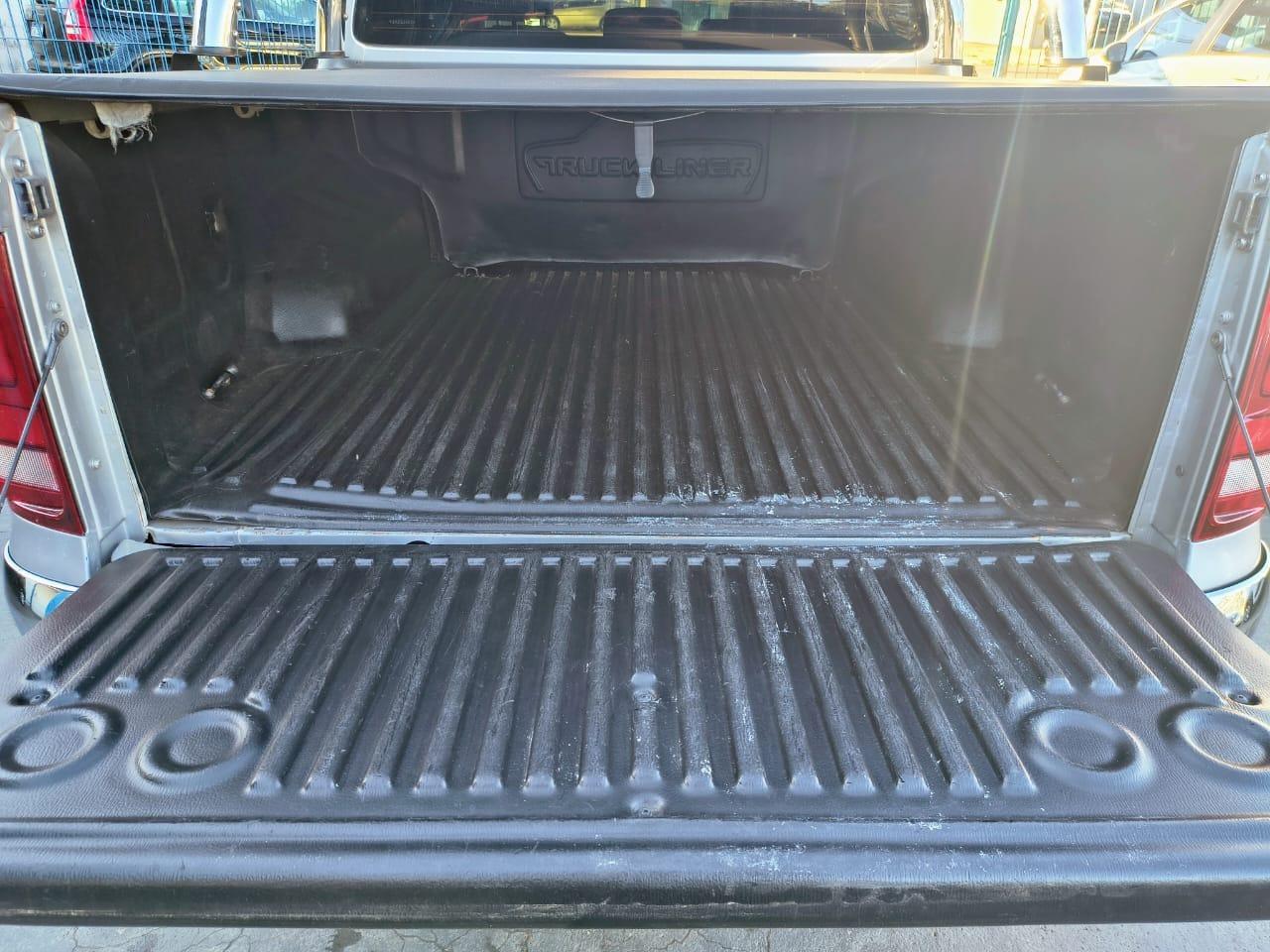 VOLKSWAGEN Amarok - Foto