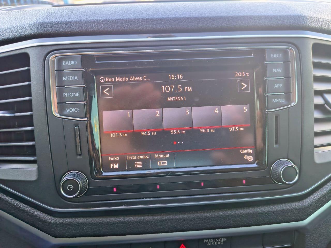 VOLKSWAGEN Amarok - Foto