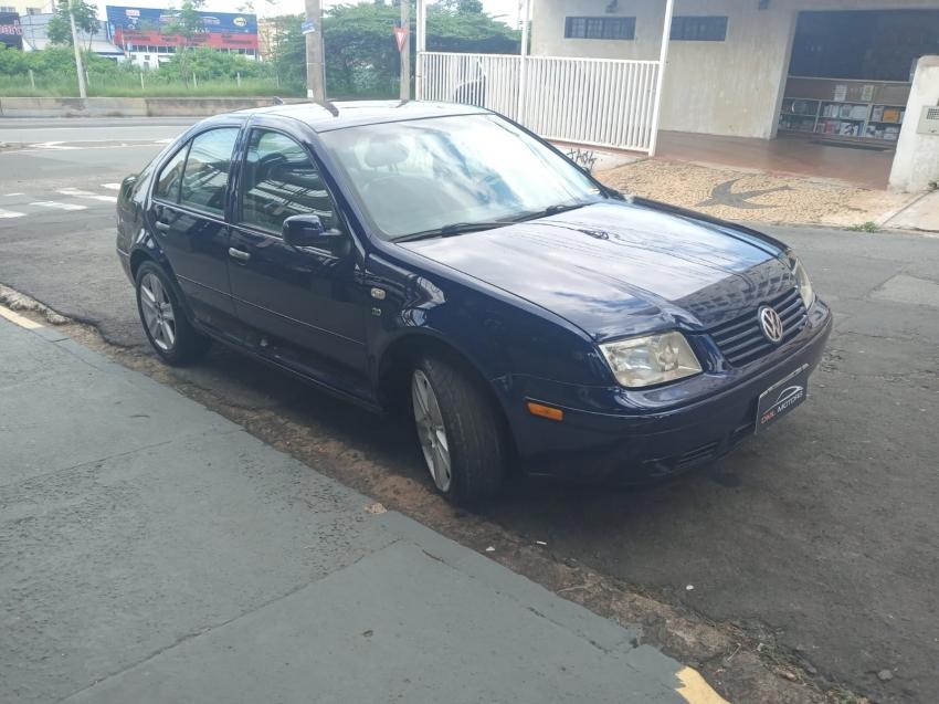 VOLKSWAGEN Bora - Foto