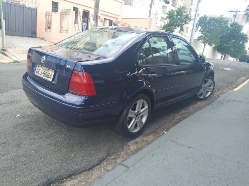 VOLKSWAGEN Bora - Foto